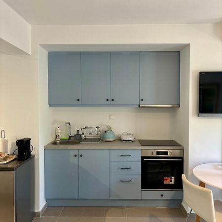 Serenity And Relaxing Studio Kalamata Bagian luar foto