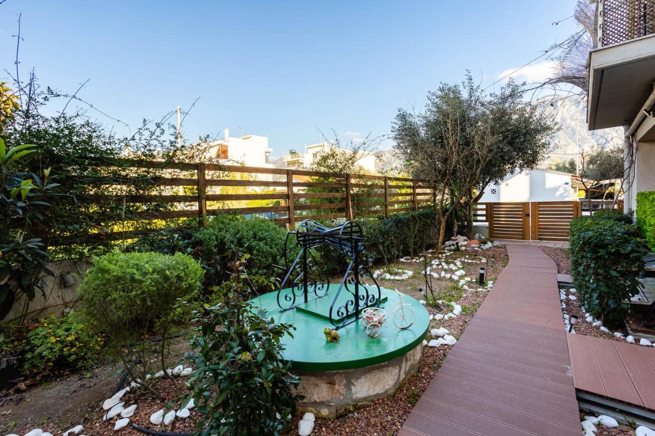Serenity And Relaxing Studio Kalamata Bagian luar foto