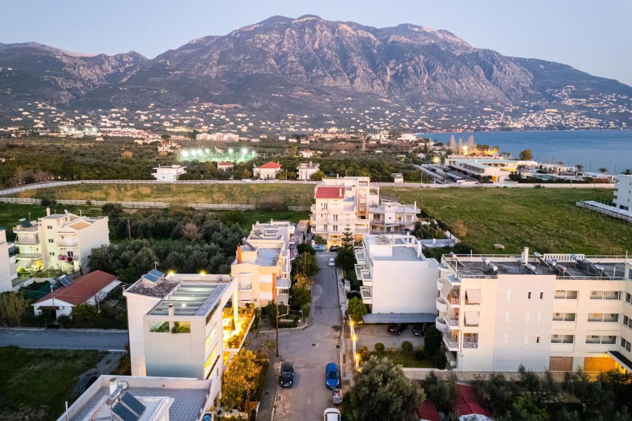 Serenity And Relaxing Studio Kalamata Bagian luar foto